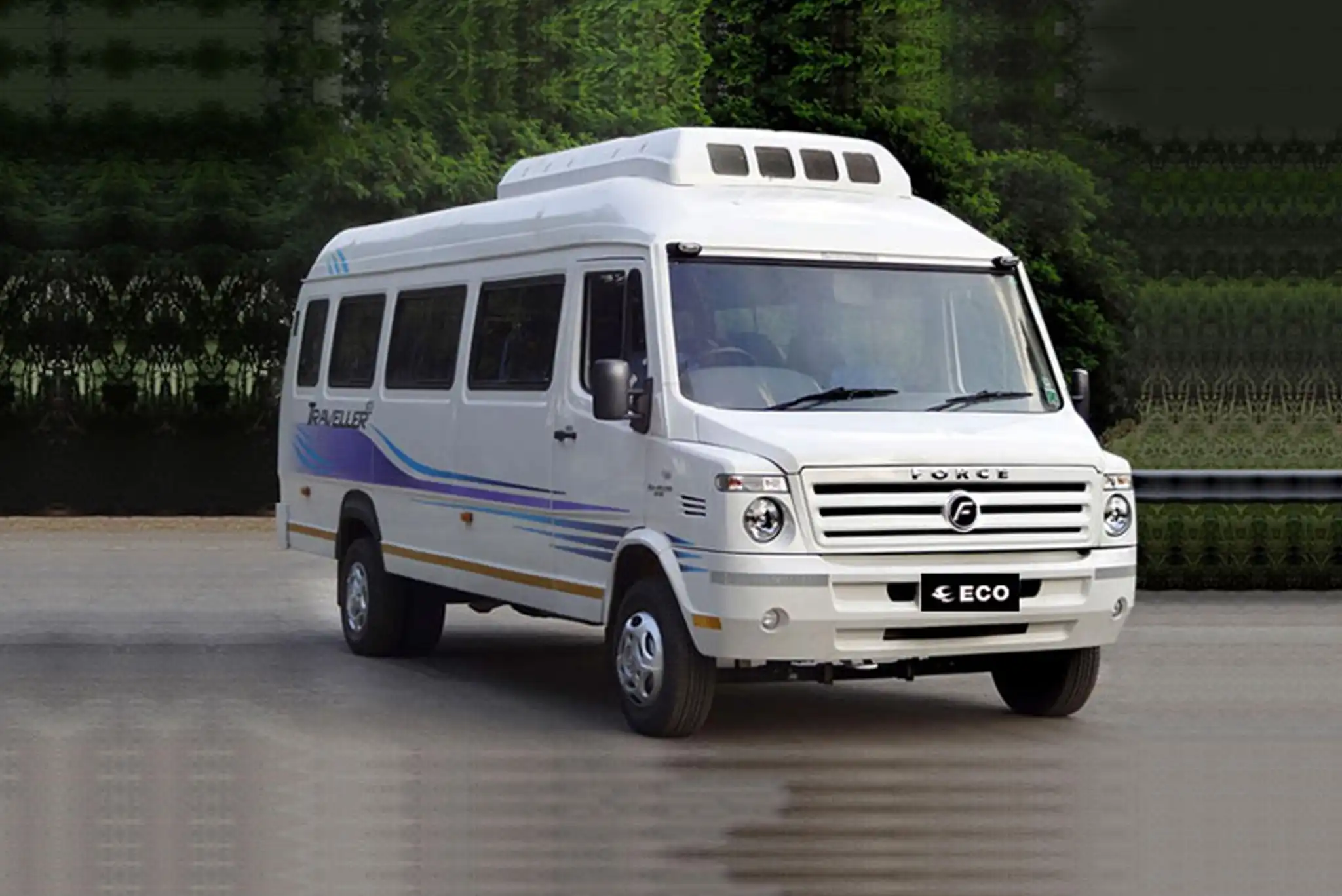 Tempo Traveller for group tours Valparai